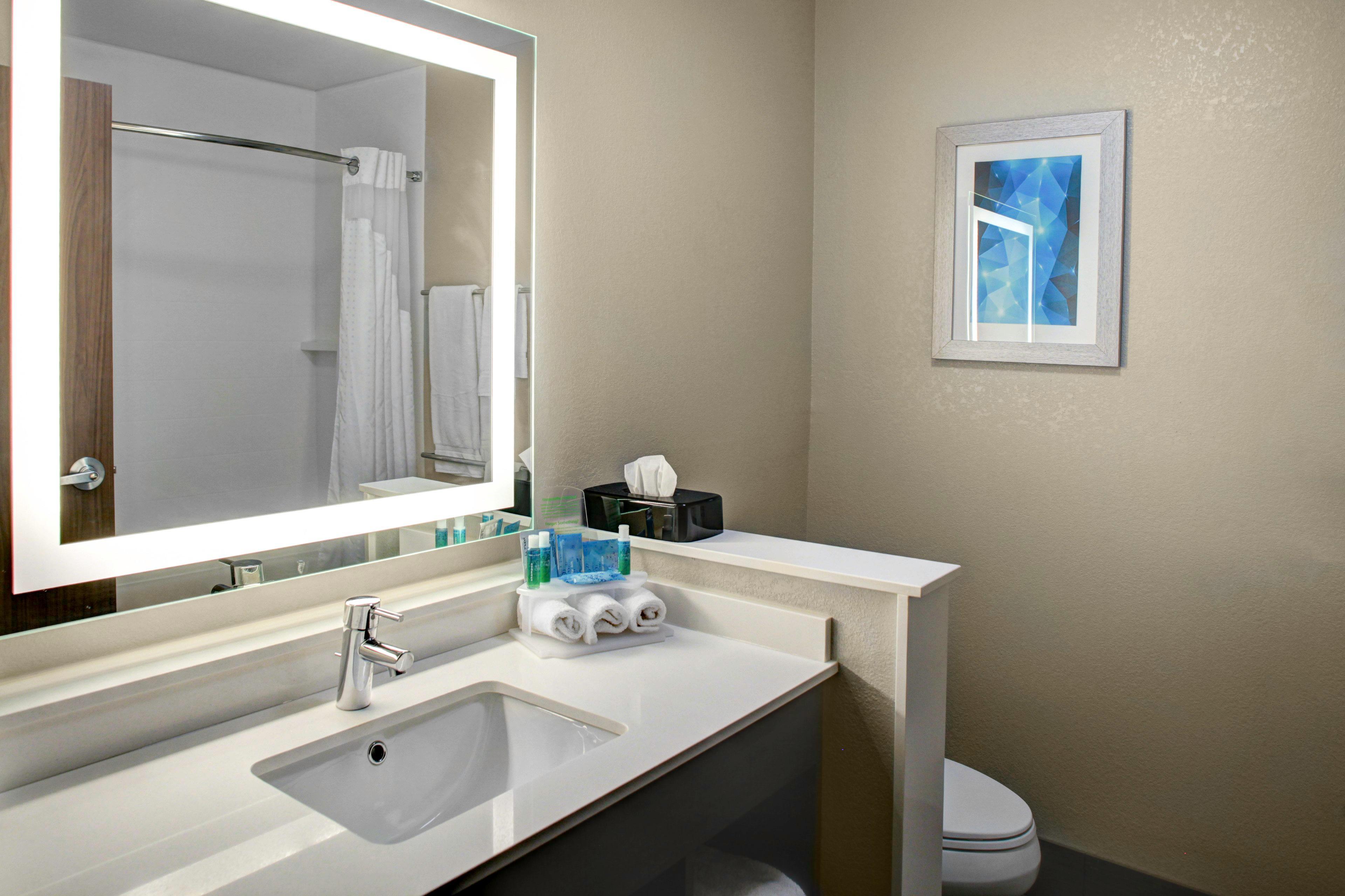 Holiday Inn Express & Suites Coldwater By Ihg Kültér fotó